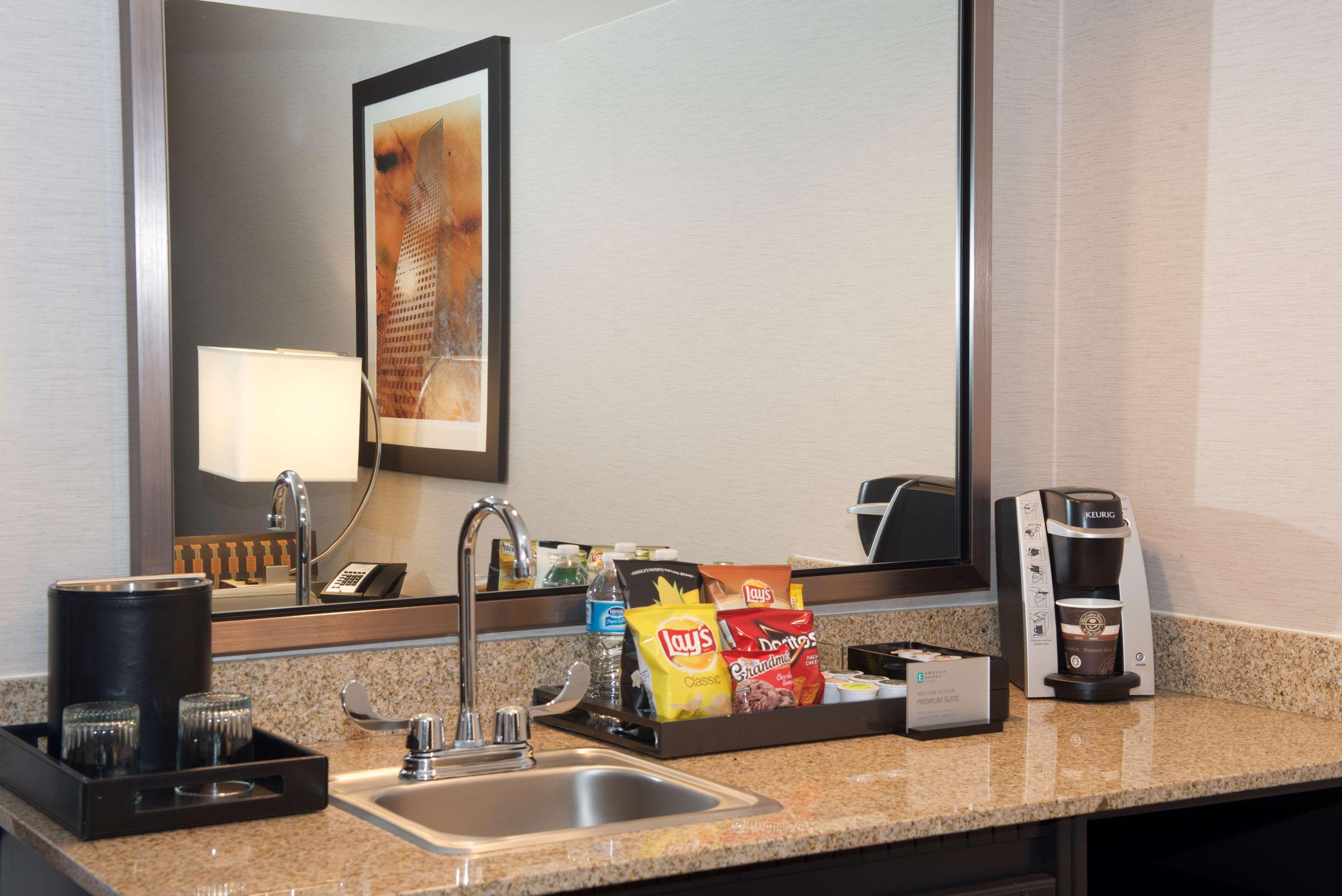 Embassy Suites By Hilton Denver Tech Center North Екстериор снимка