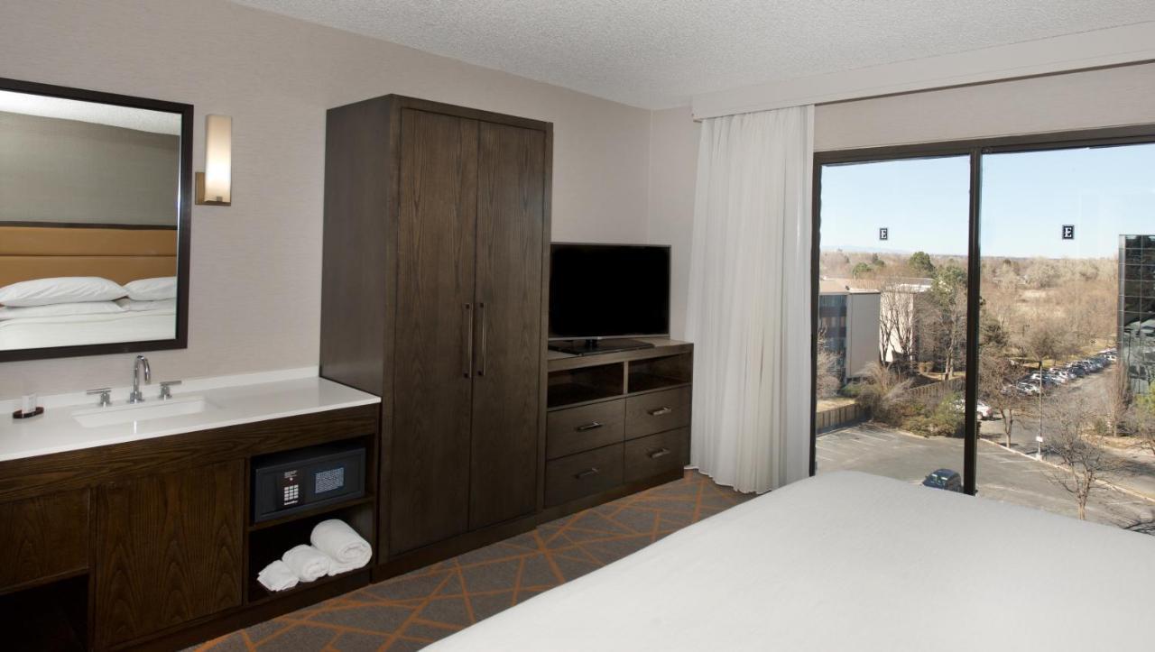 Embassy Suites By Hilton Denver Tech Center North Екстериор снимка